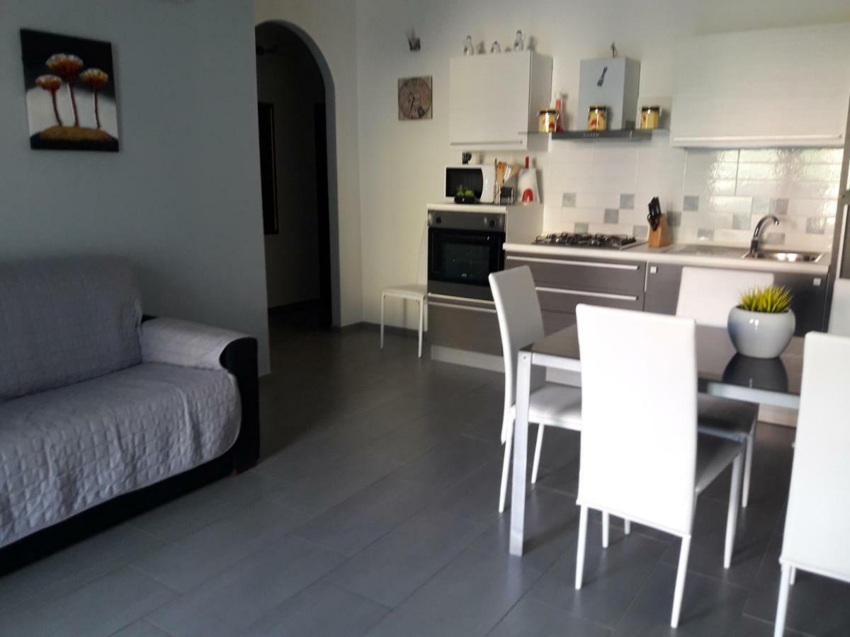 Lucrezia Apartment Valledoria  Extérieur photo